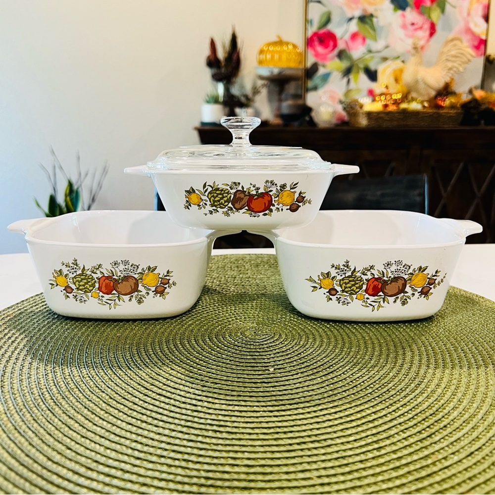 Vintage Corning Ware Dish Spice of Life Set of 3 and 1 lid